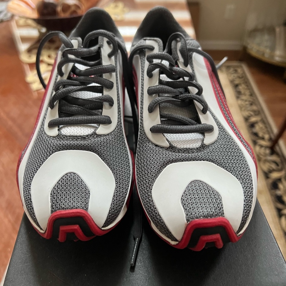 Women’s Puma Gray and Red Sneakers. Brand New.